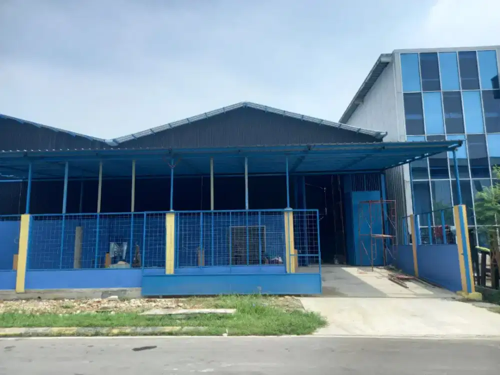 Disewakan Gudang siap pakai di Green Land Deltamas Cikarang Pusat