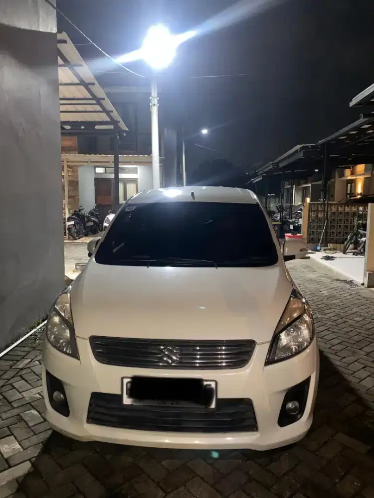 Dijual mobil Ertiga 2013