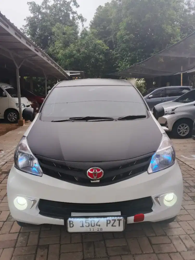 AVANZA 2013 MANUAL