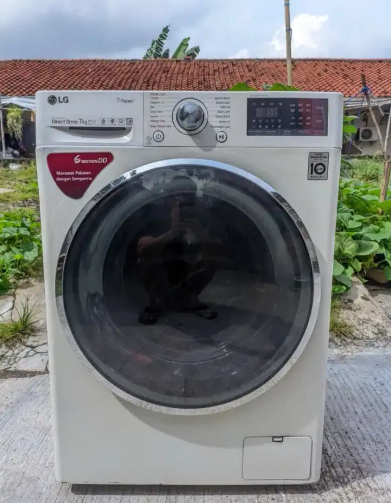 Mesin Cuci LG inverter Sudah Touckrim/ Layar sentuh