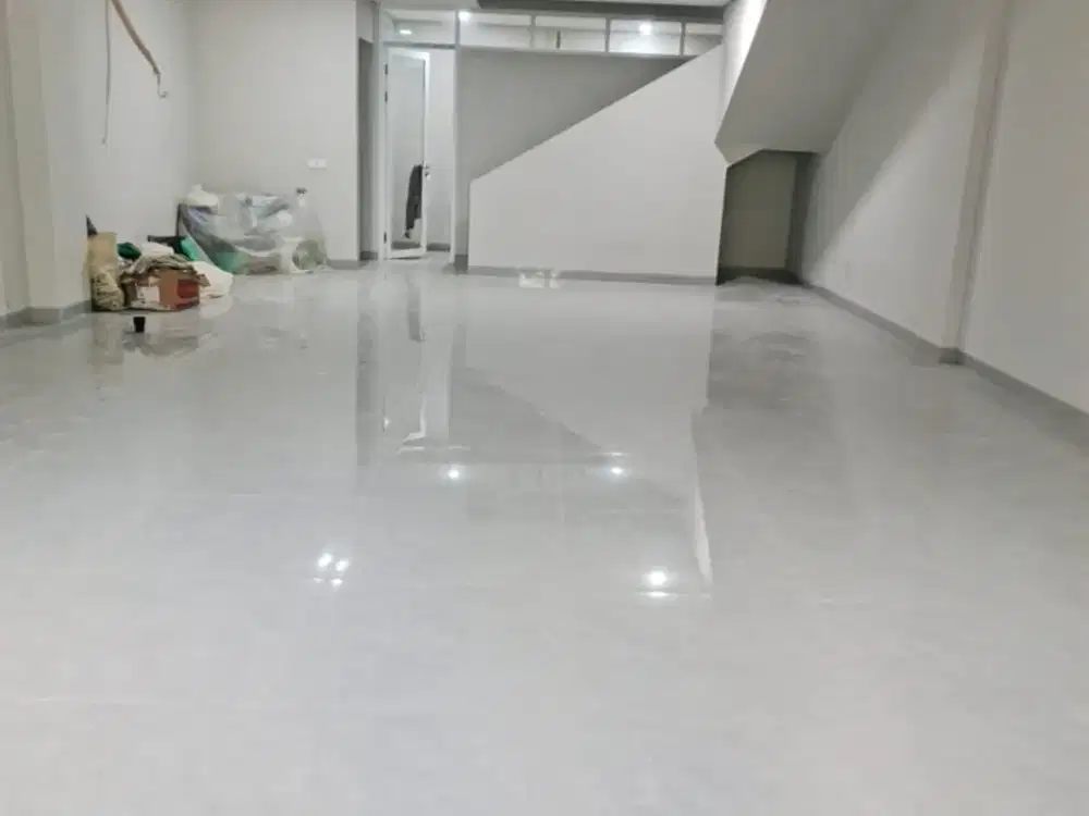 DISEWAKAN Ruko Strategis di Kebon Kawung