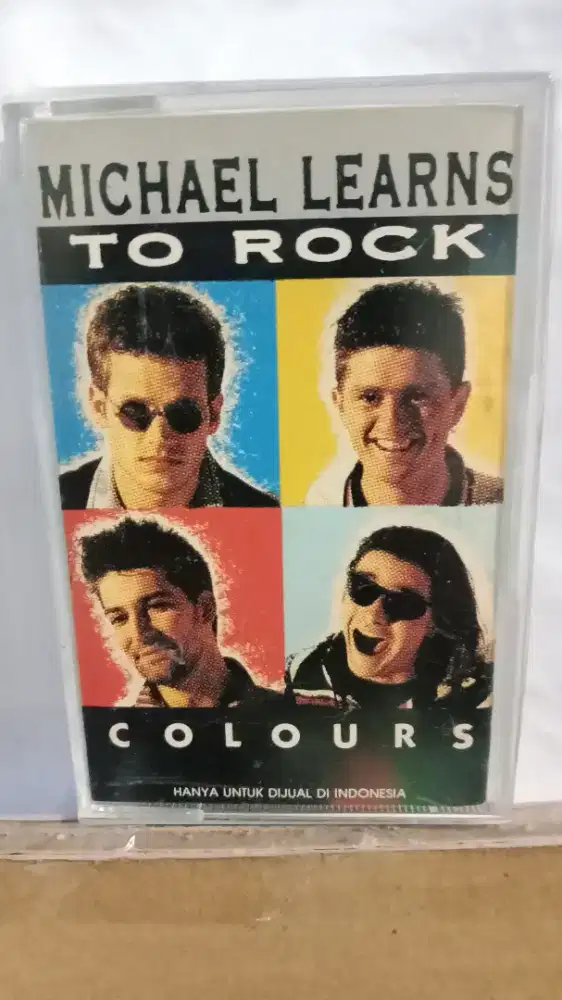 Kasetape rock tersedia