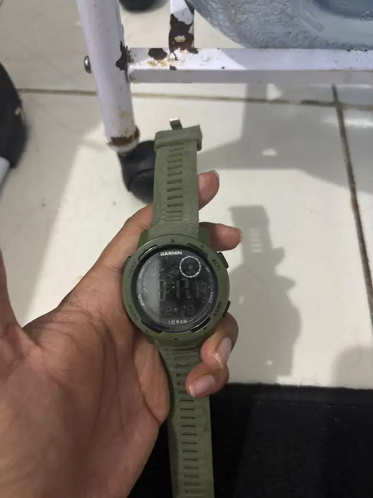 Free jam tangan warna army