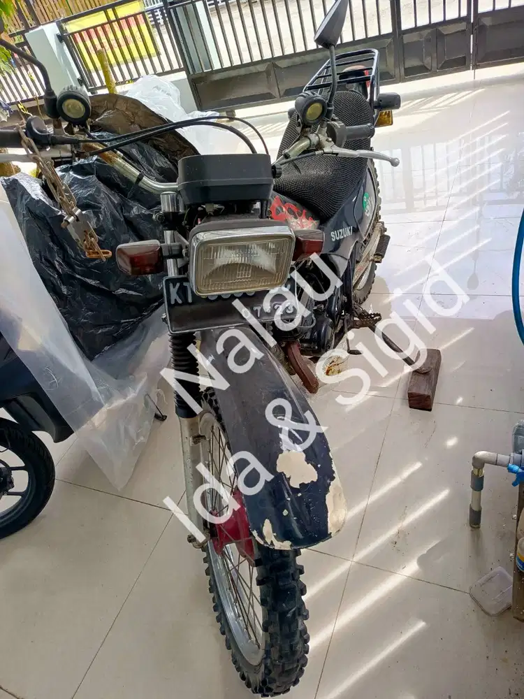 DIJUAL: Suzuki TS 125 Enduro & Dual Sport – 2003