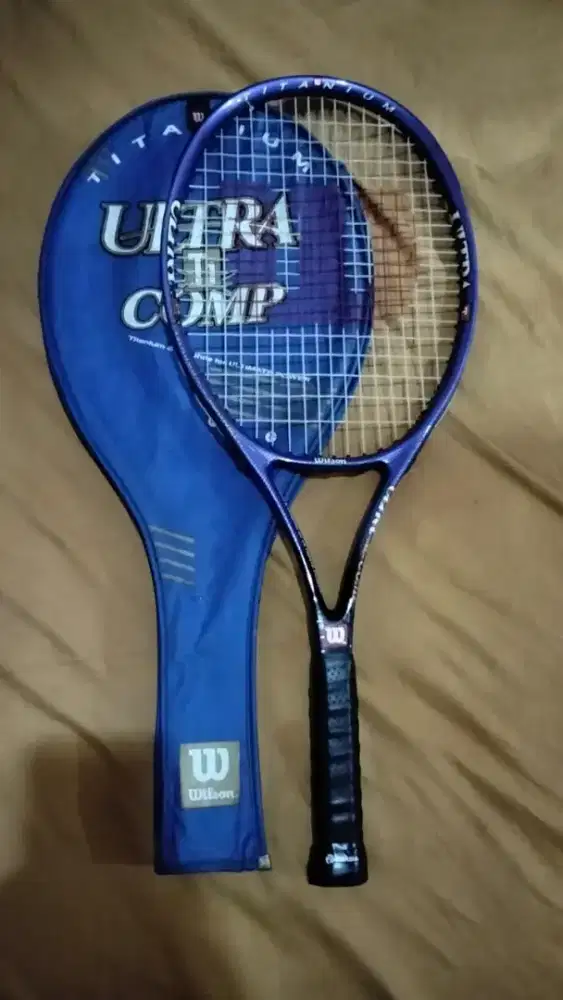 Raket Tenis Wilson UltraComp Titanium
