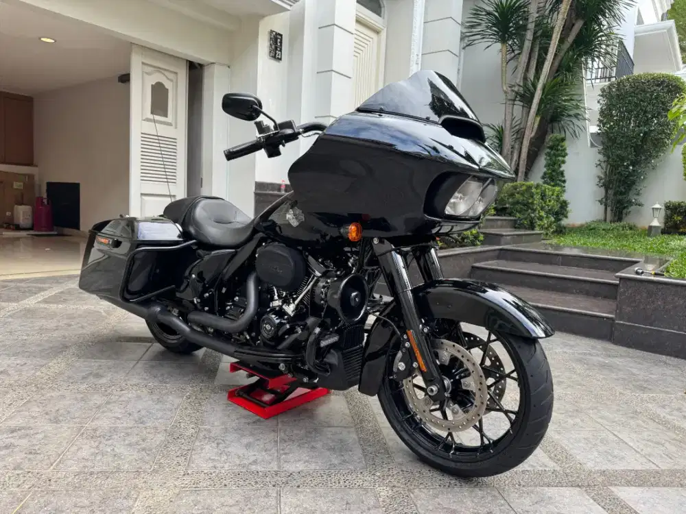 Harley Road Glide Full paper 2023 km 2rb