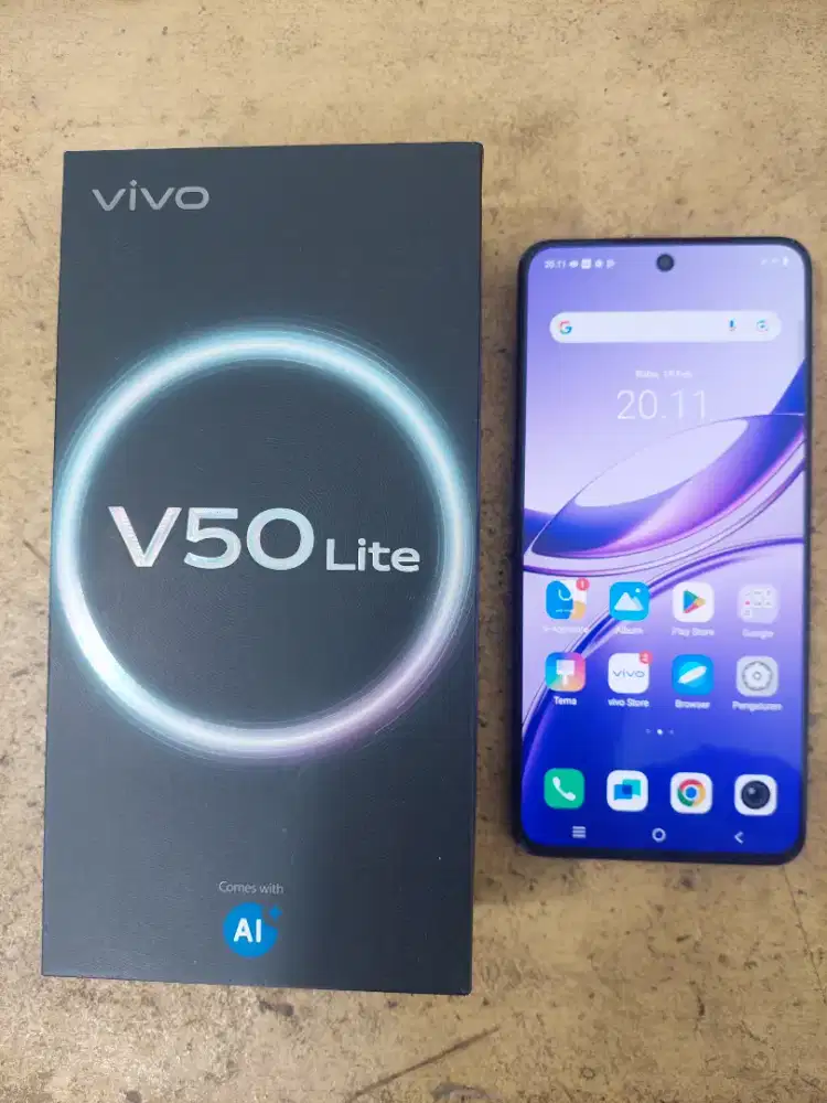 Vivo V50 lite 8+8/256 gb original garansi resmi like new