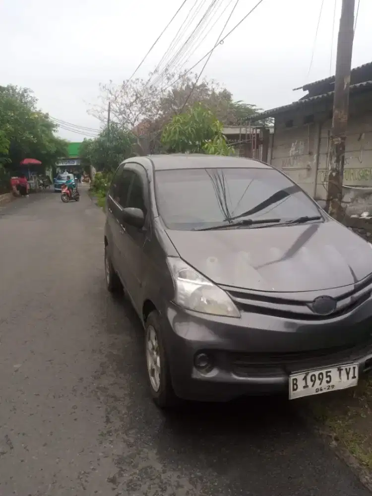 Daihatsu Xenia M 1.0 2014