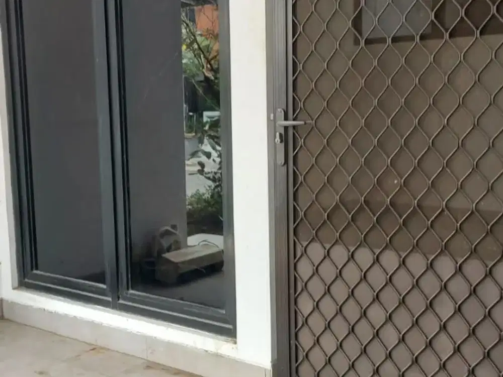 Dijual rumah siaphuni minimalis di Harapan Indah Cluster Lavesh Bekasi