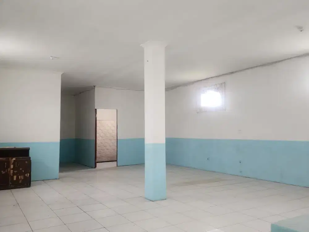 Rumah Usaha di Jl. Lagadar Raya Margaasih