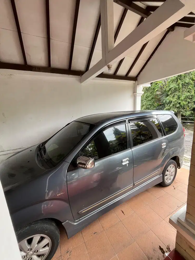 Toyota Avanza 2011 Bensin