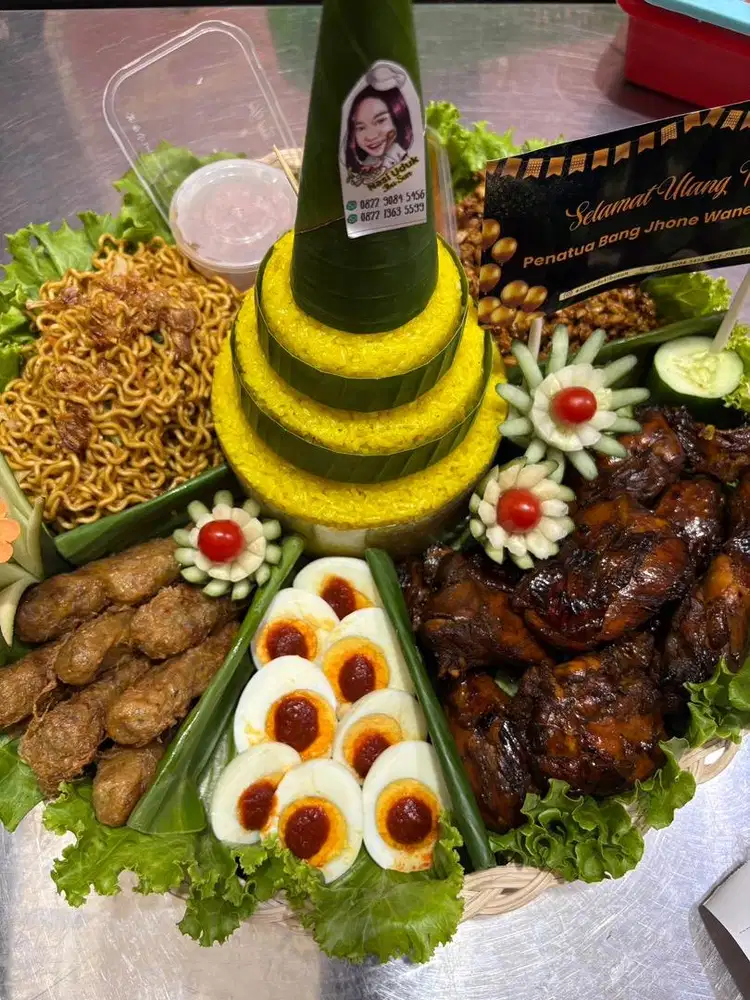 di cari cepat bagian dapur. masuk jam 4 sore selesai jam 3 sore