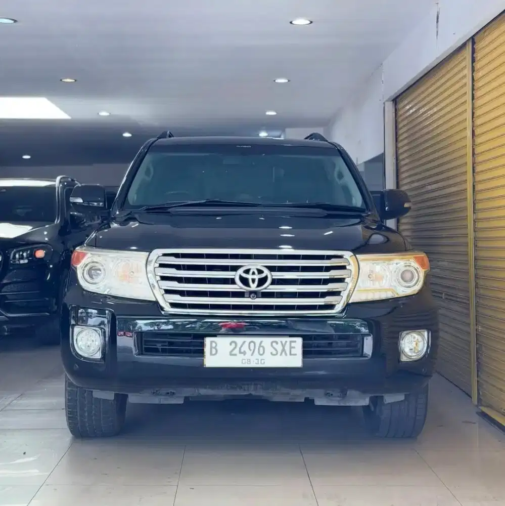 Toyota Land Cruiser VXR 200 ATPM