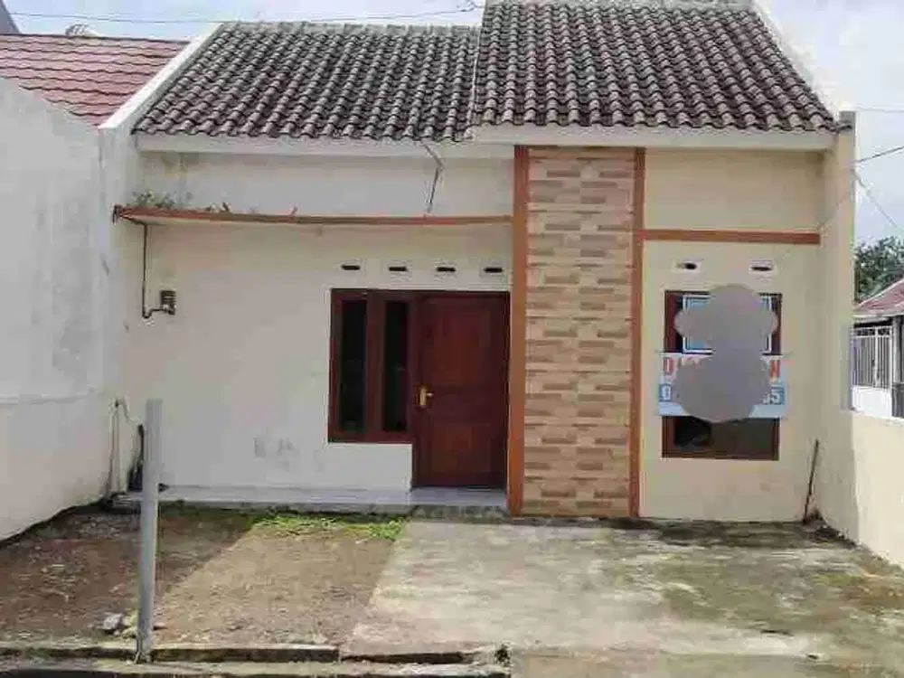 Rumah Bagus Minimalis di Perumahan dekat Jalan Raya Papahan Karanganyar Kota