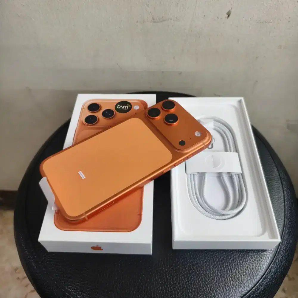 Iphone 17 Pro Max 256gb Baru Pakai 1 Minggu 99,9% Like new resmi iBox