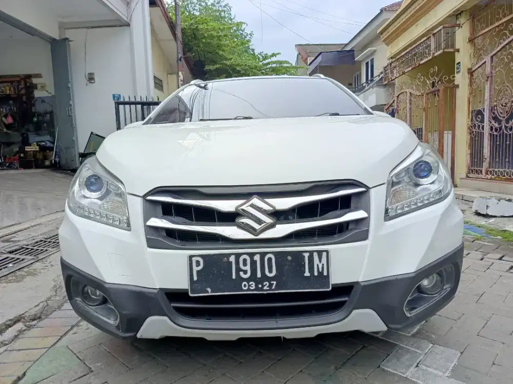 Suzuki SX4 CROSS AT 2016 Dp minim 15juta