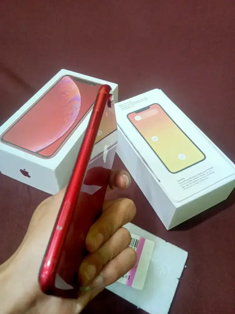 Apple iphone XR MERAH 64GB ALL OP