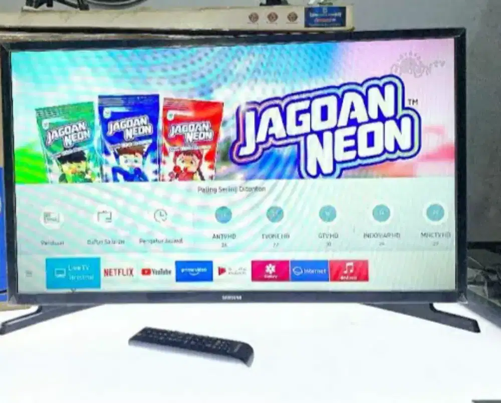 Tv LED Samsung 32 inch smartTv digital jga. Mulus normal
