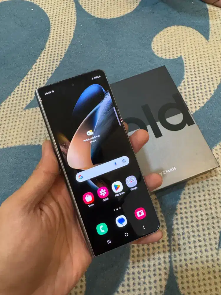 Samsung Z Fold 4 12/256Gb Graygreen Resmi sein (-layar dalam)