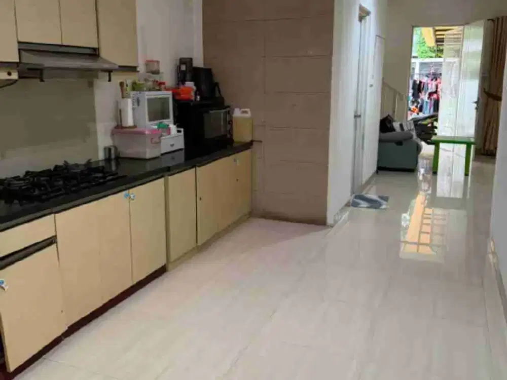 dijual rumah duta garden dekat bandara