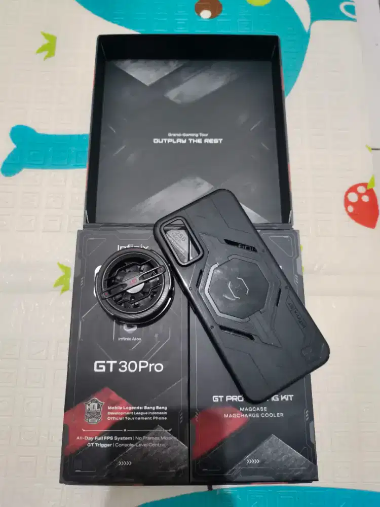 Infinix GT 30 pro 8+8/256 plus gaming kit