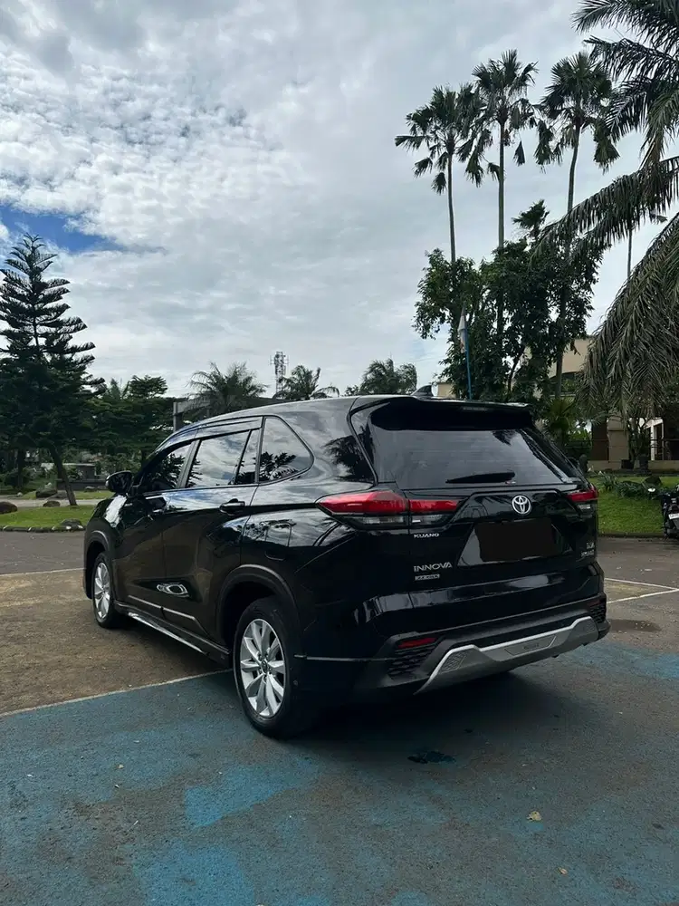 Toyota Kijang Innova 2023 Hybrid