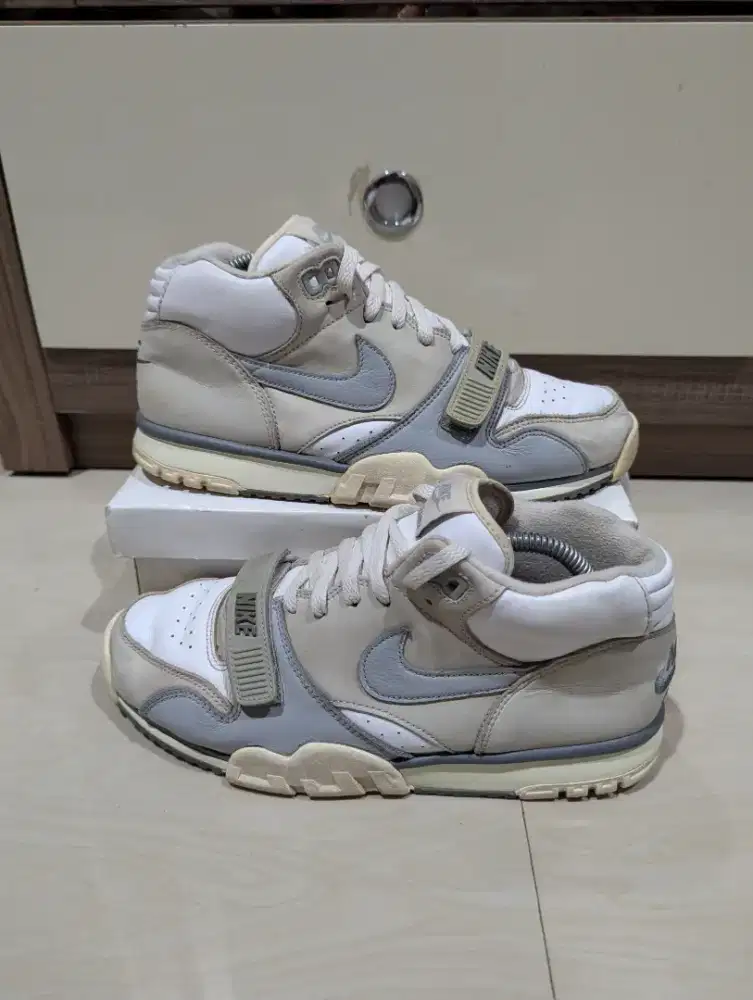 Sepatu Nike trainer 1 preloved size 42.5