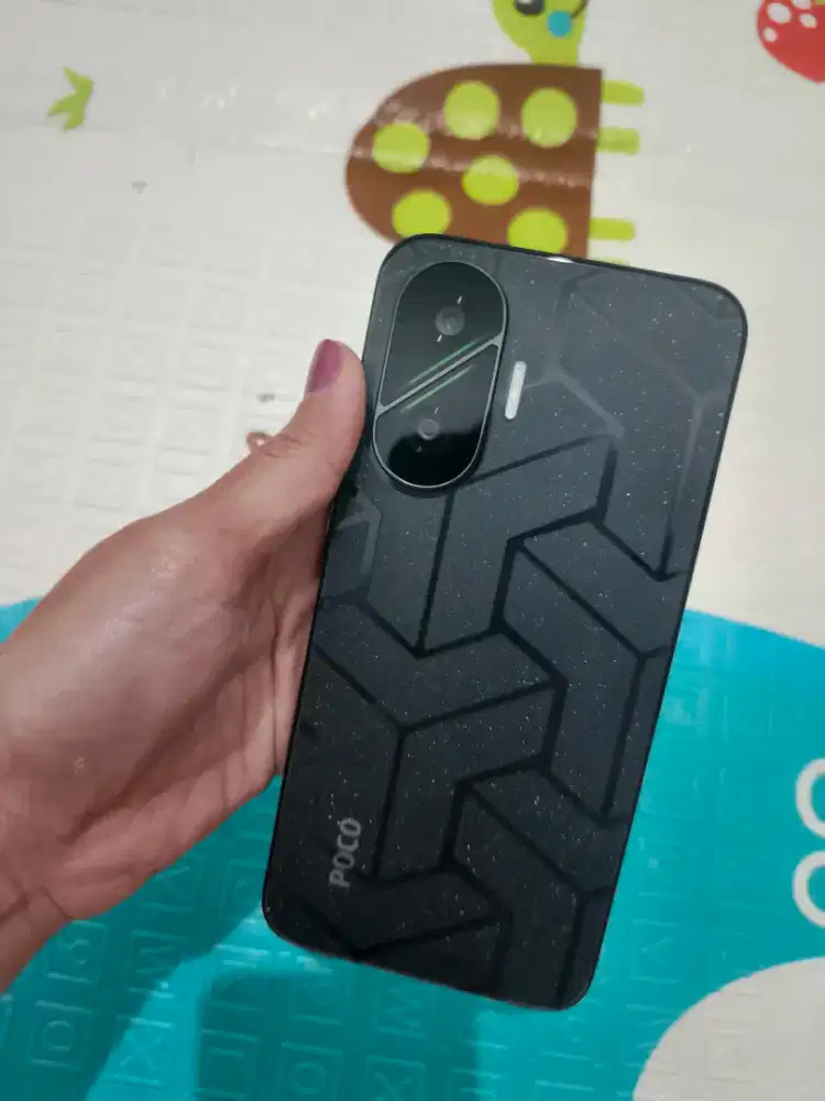 poco f7 12/512 like new