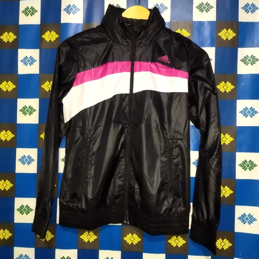 Winbreaker jaket Adidas climaproof
