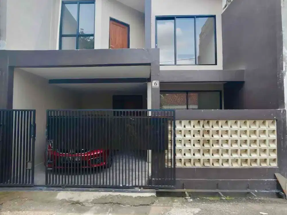 RUMAH BARU 2LANTAI KEKINIAN LOKASI STRATEGIS DI MARGAHAYU BANDUNG