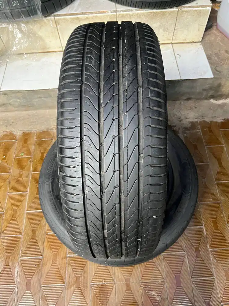 Ban Continental Ultra Contact UC6 215 55 r18 1Pcs