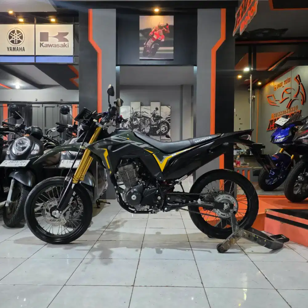 CRF 150 SUMO 2023