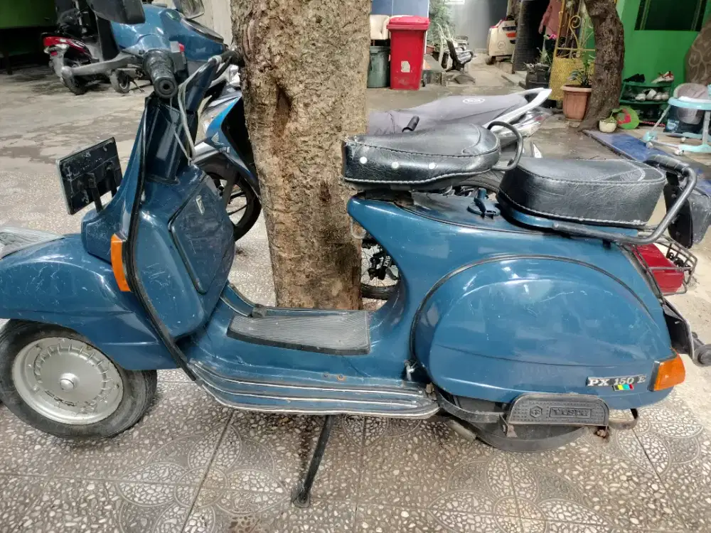 Di Jual Vespa PX 150 th 82