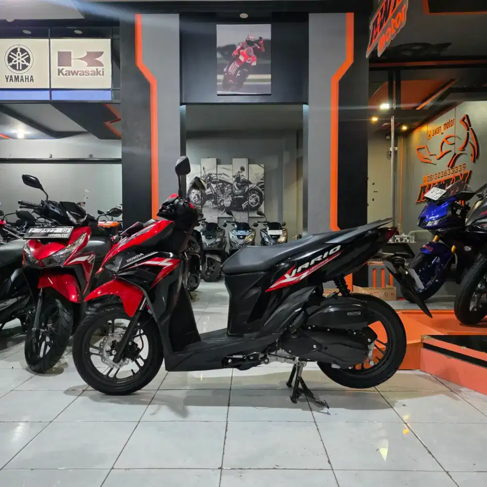 VARIO 125 CBS 2025