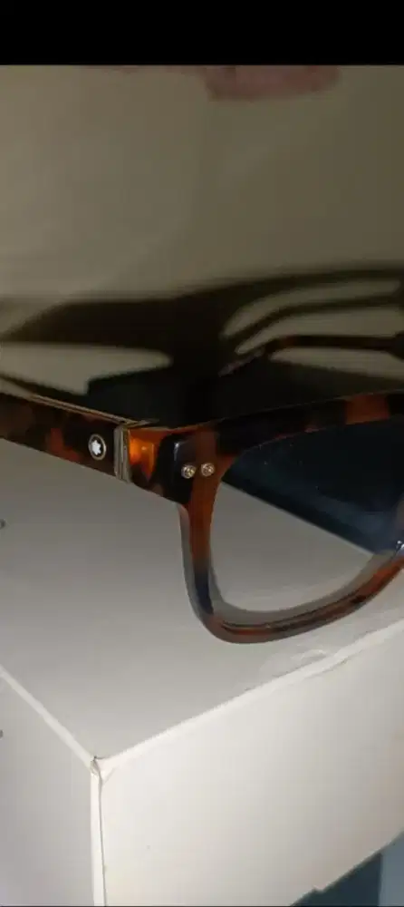 Kacamata Montblanc