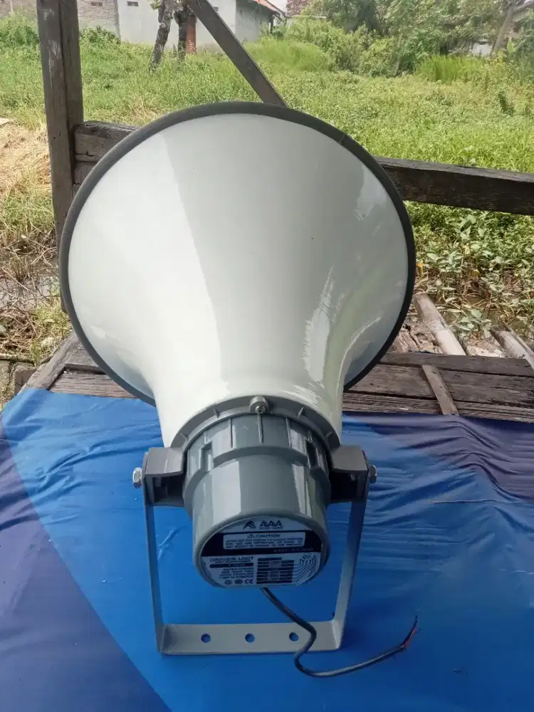 barang kali ada yg mau di Tambah Horn speaker masjid nya