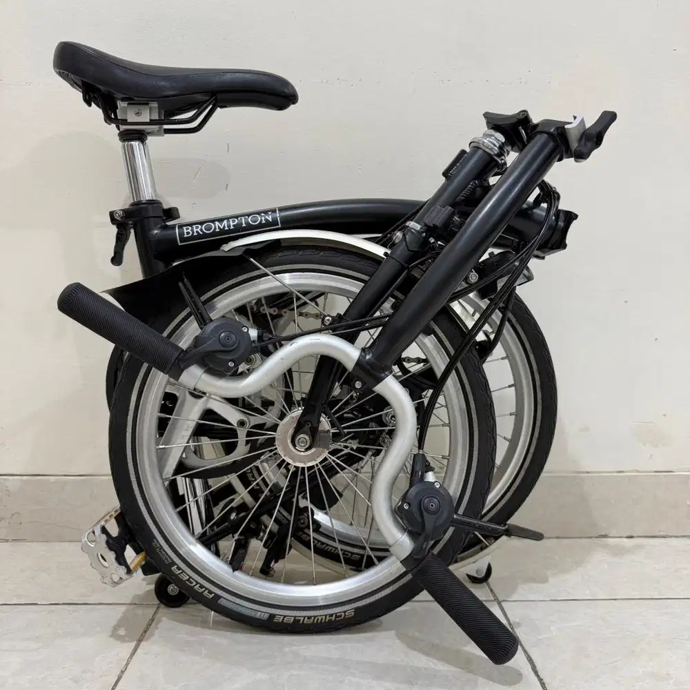 BROMPTON M6Ld BLACK 2020 - WITH DYNAMO LAMPS