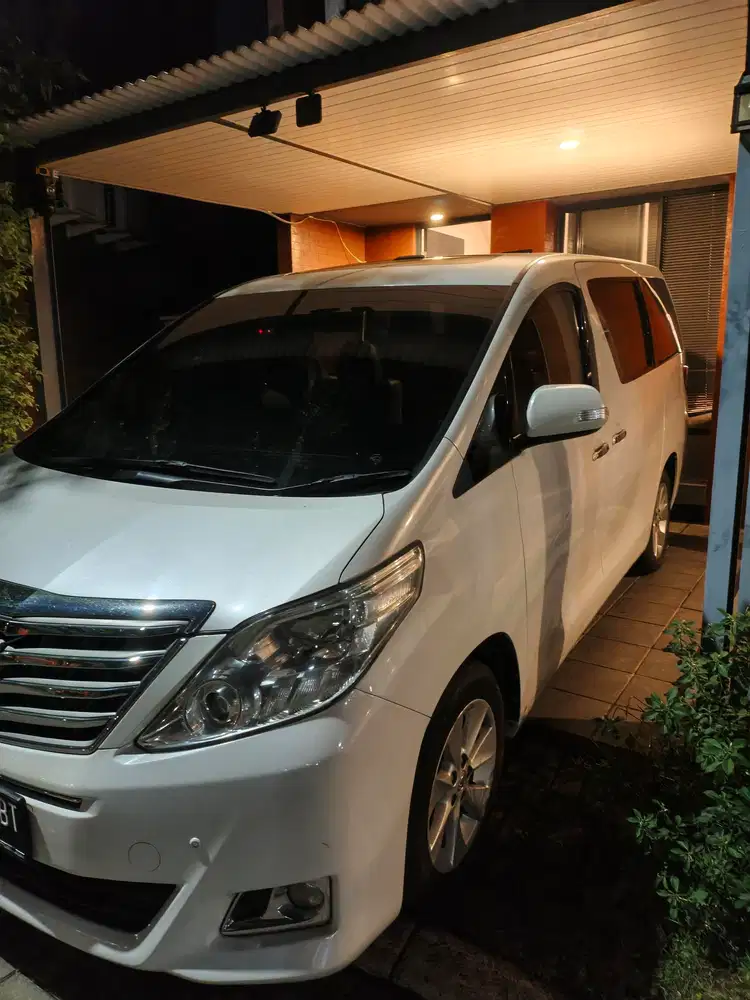 Toyota Alphard 2012 Bensin
