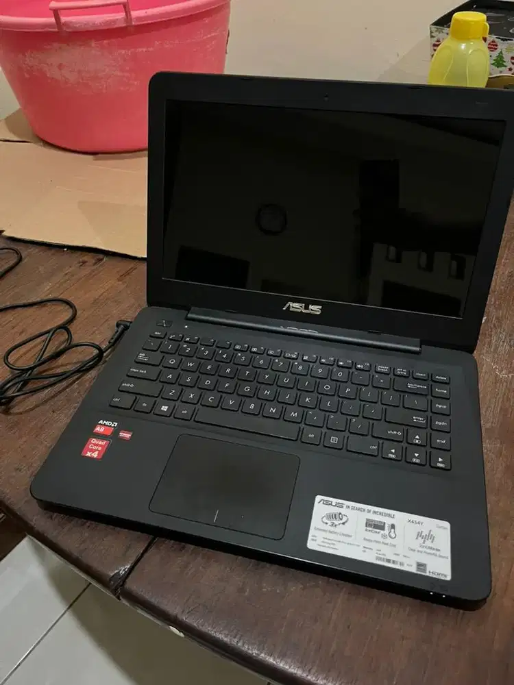 Laptop Asus X454Y
