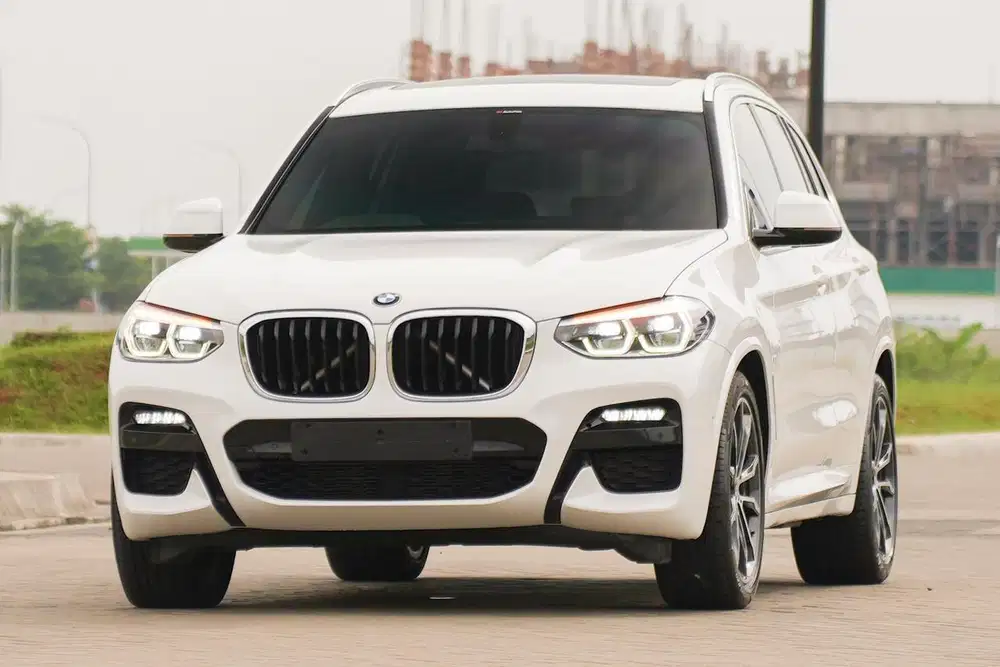 Storm Trooper! BMW X3 xDrive30i M Sport G01 2021