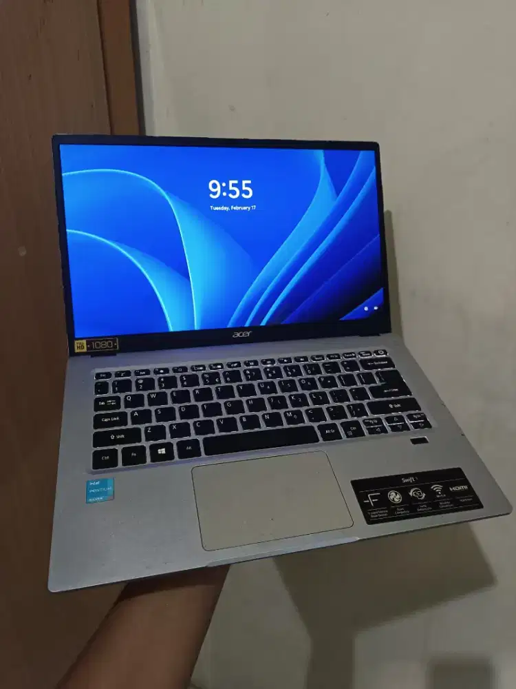 Laptop Acer Swift 1 Ringan tipis dan elegan