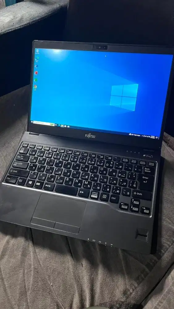 laptop ram 8 fujitsu super slim tipis ringan