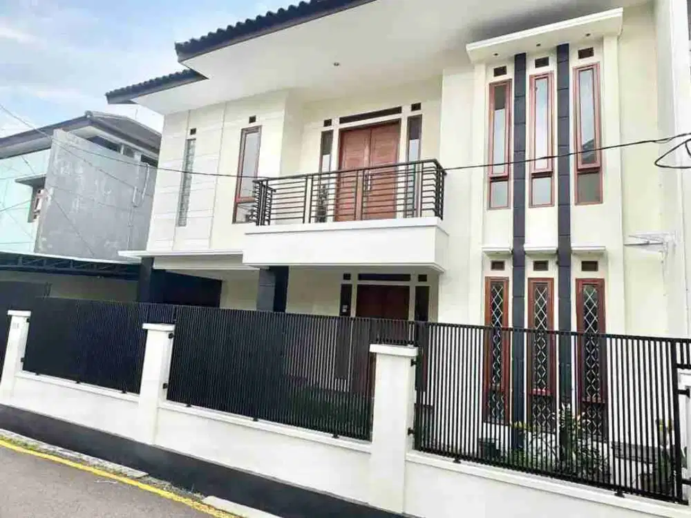 Rumah Luas Bangunan 250 di Turangga Buahbatu harga 2,9 Milyar