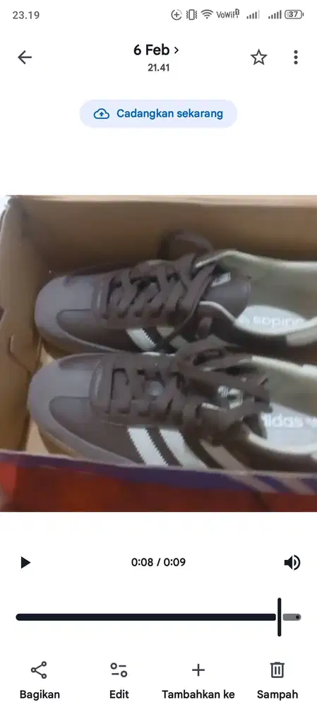Di jual sepatu Adidas samba og baru d cobain kegedean jadi d jual saja