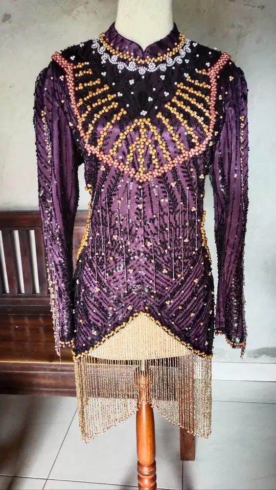 Kebaya pesta mewah full payet