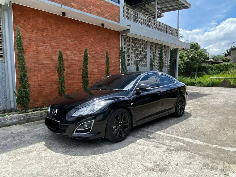 Mazda 6 Matic 2.5 hitam 2010 || 2011