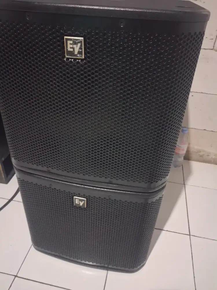 Subwoofer electro voice zxa1 sub