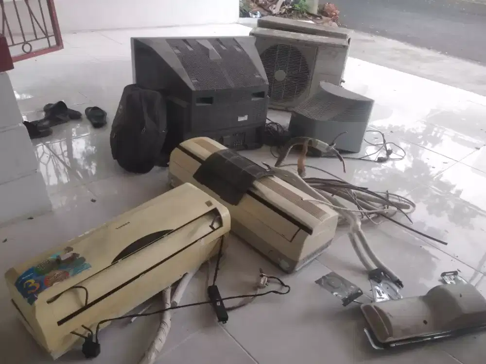 Penampung Rongsokan AC