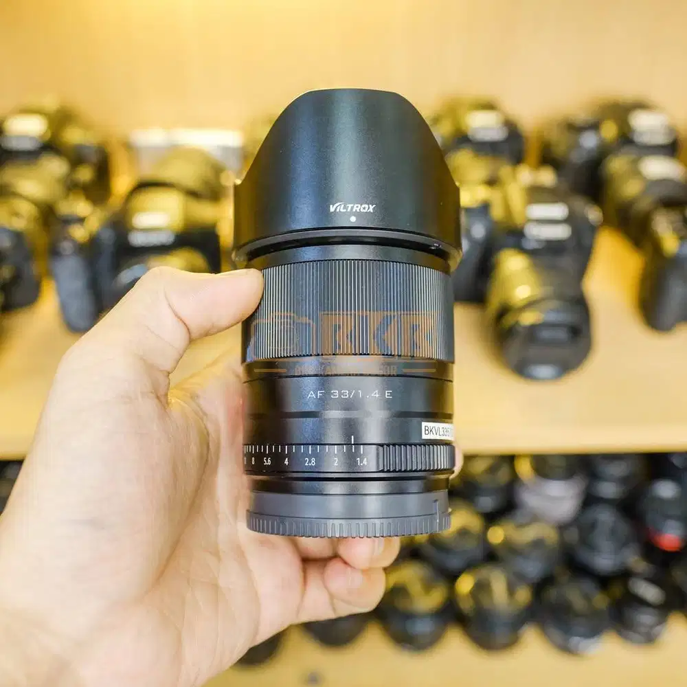 Lensa Viltrox AF 33mm 1.4 STM For Sony Fullset Mulus