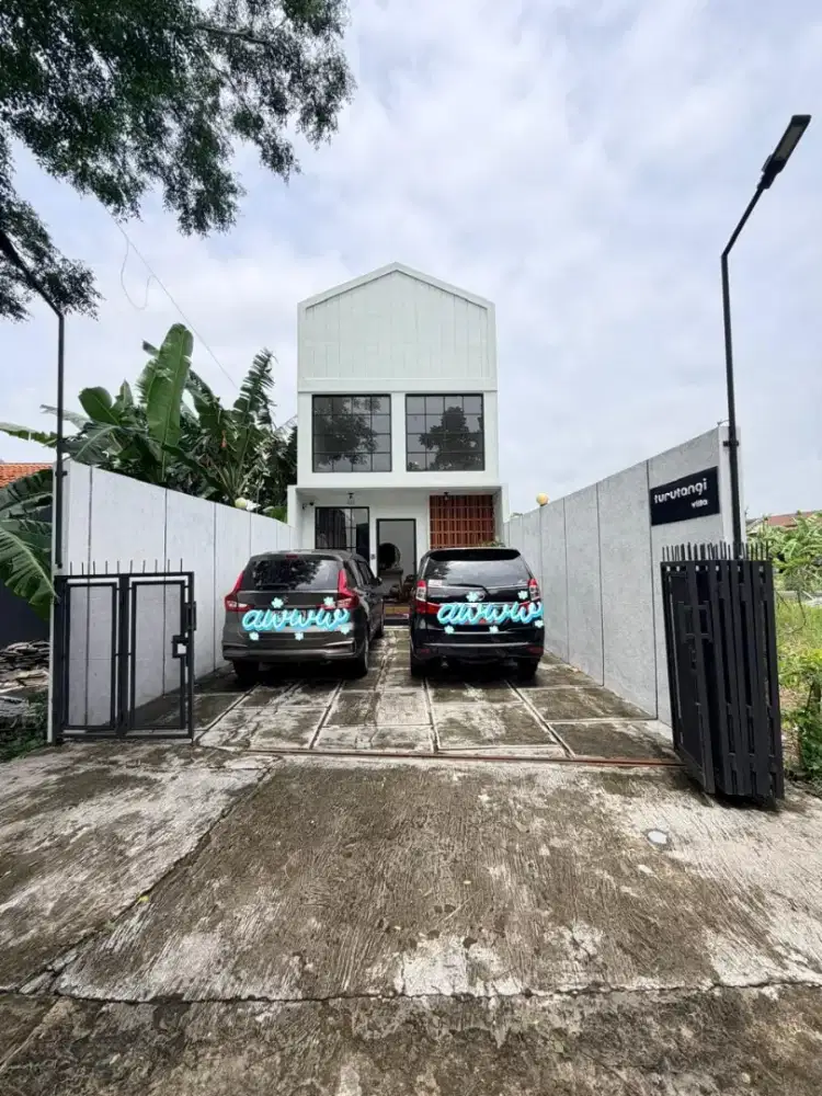 Villa Dekat UGM dg Private Pool di Area Jl. Damai Barat Jakal Km 8